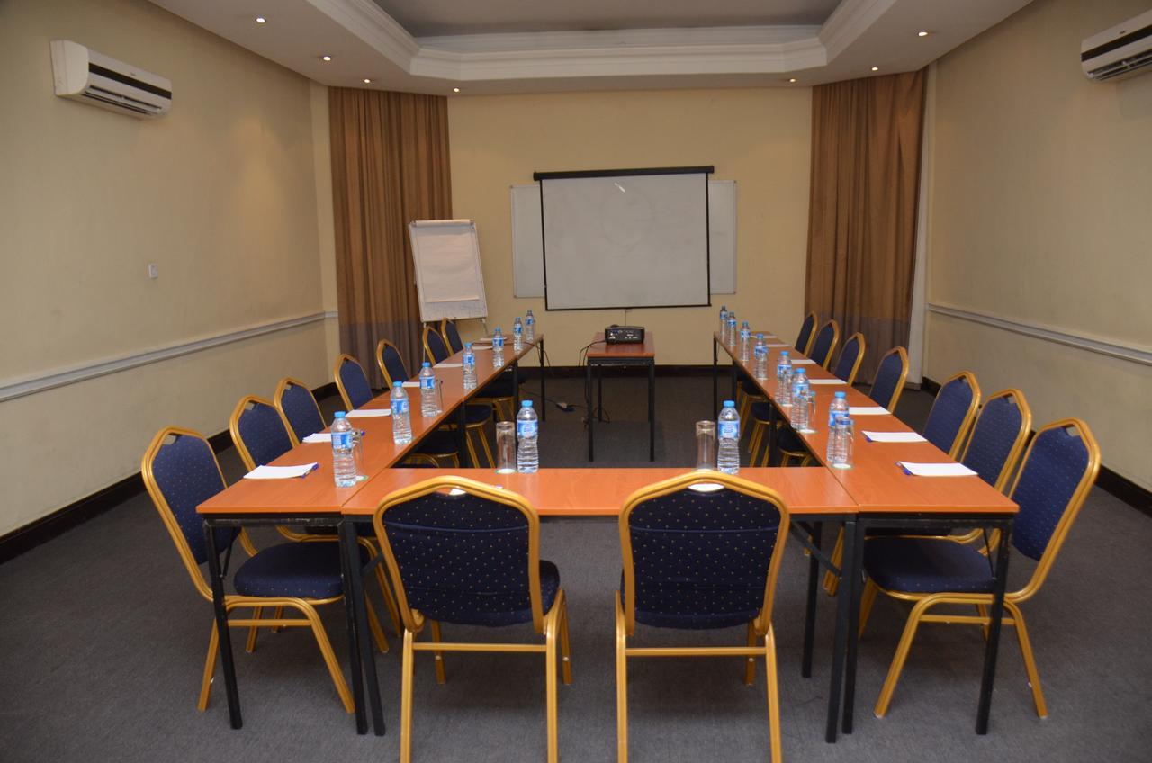 Oakwood Park Hotel ليكى المظهر الخارجي الصورة