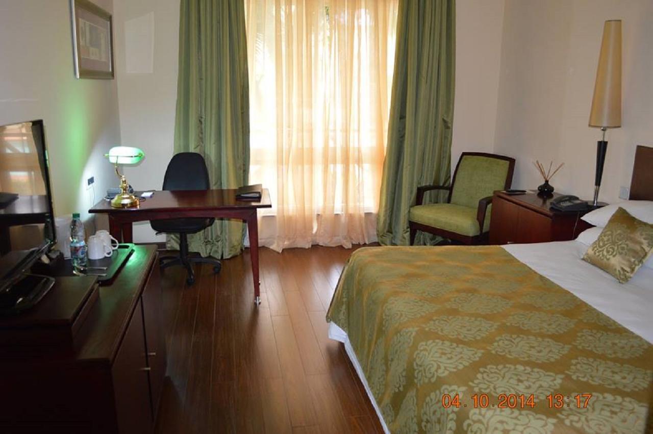 Oakwood Park Hotel ليكى المظهر الخارجي الصورة
